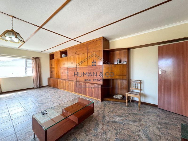 Corner Property with Excellent Potential! - Photo 4