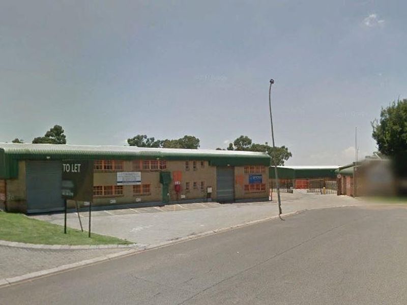 321m2 Rustivia Warehouse To Let - Photo 4