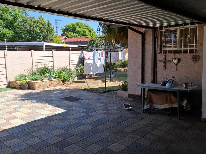 Stunning Home with 2 Flats and Solar - Photo 9