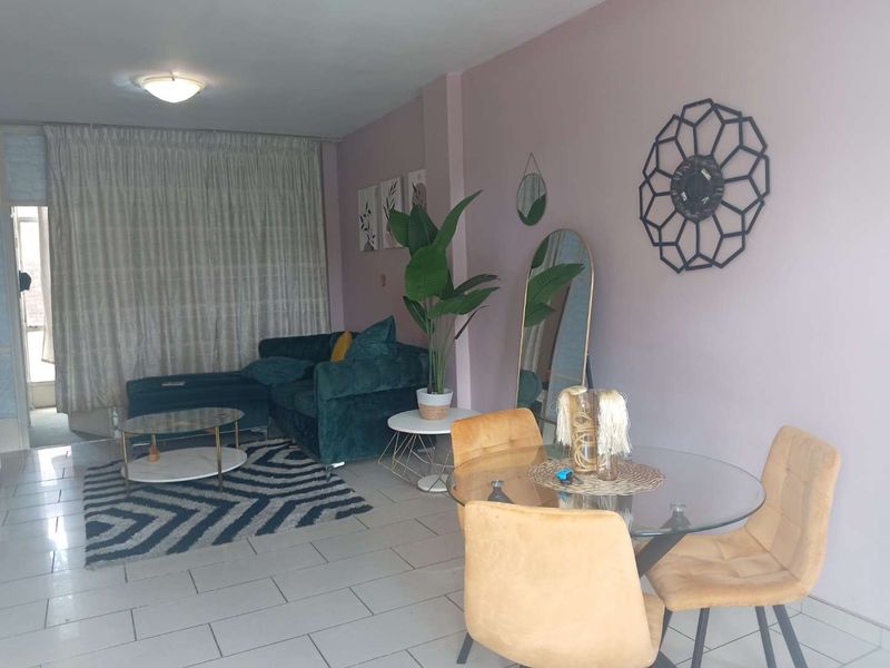 1.5 Bedroom Apartment For Sale - Photo 3