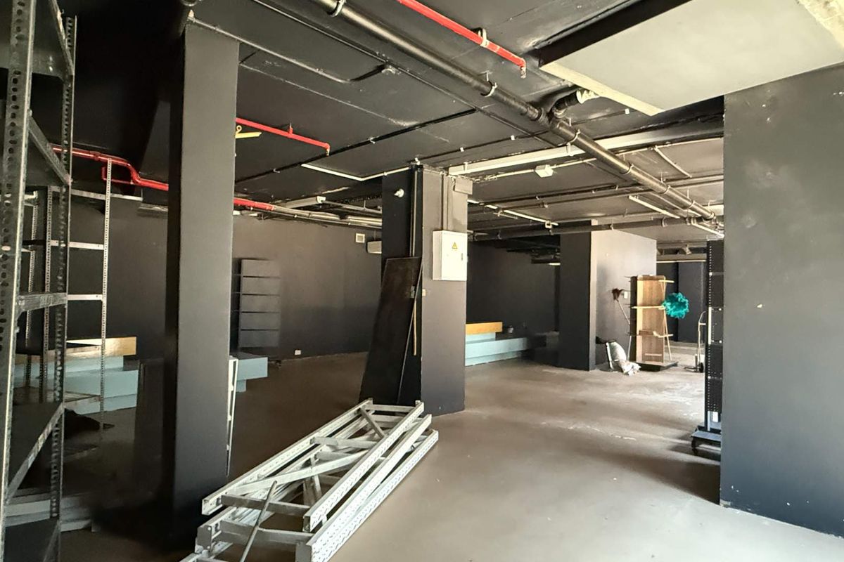 177m2 ground floor retail unit to let in Wembley Square - Photo 4