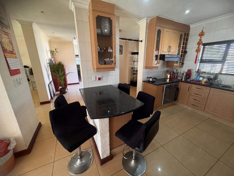 Huge Double Story Home for Sale - Photo 6
