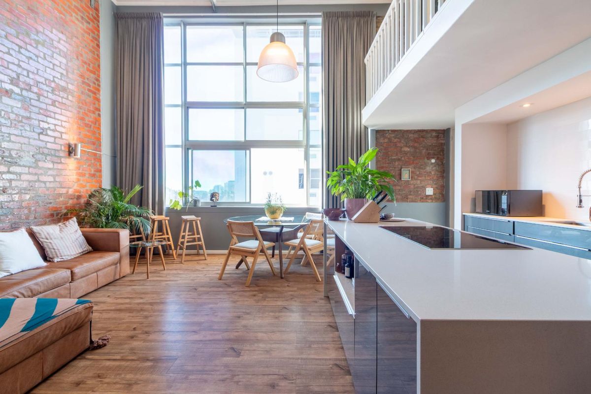 Westside Studios Penthouse - Photo 4