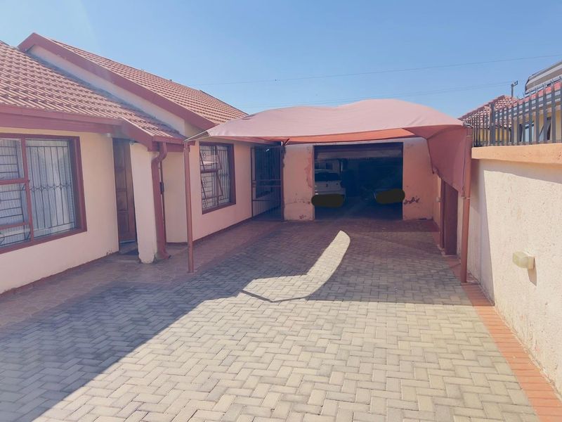 3 Bedroom House for Sale in Mabopane unit x - Photo 7