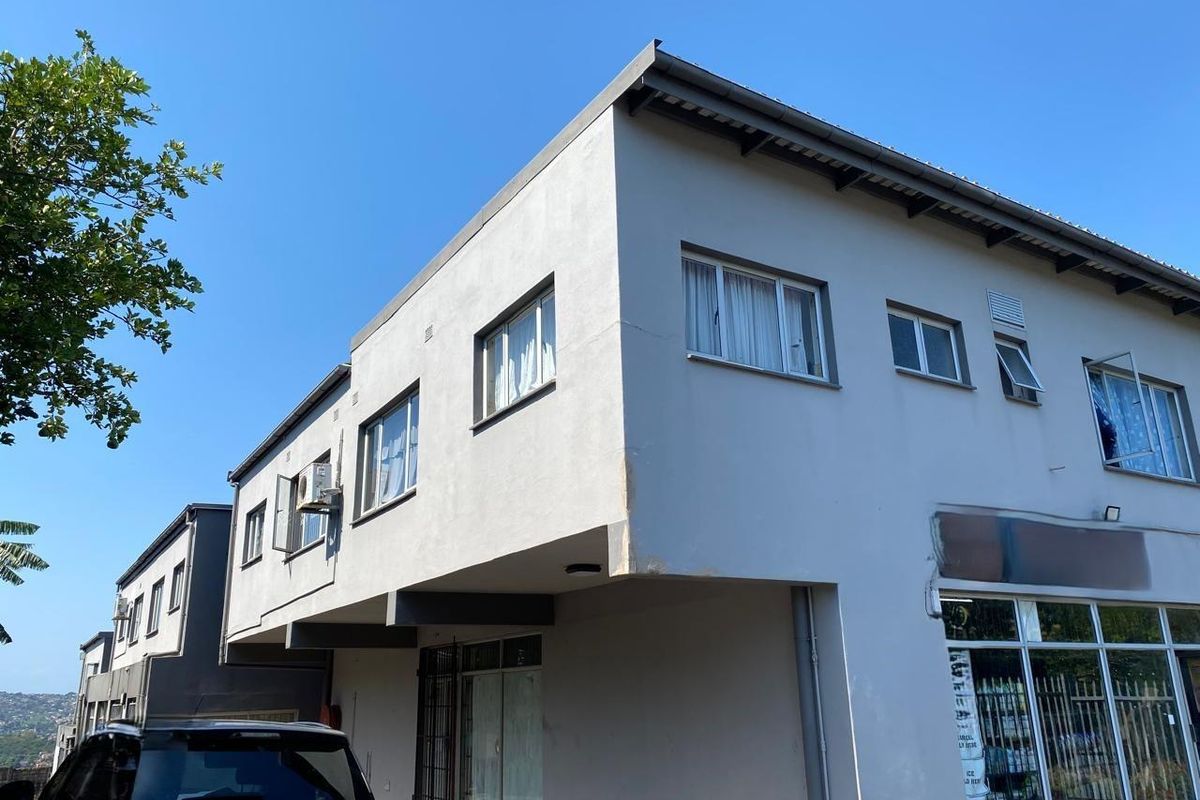 Modern Comforts and Prime Location! - Photo 2