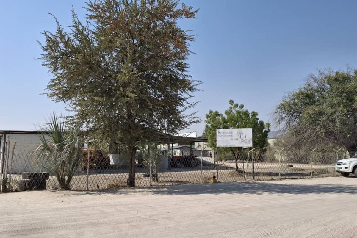 Prime Industrial Plot for Sale: Exceptional Features and Strategic Location - Photo 3