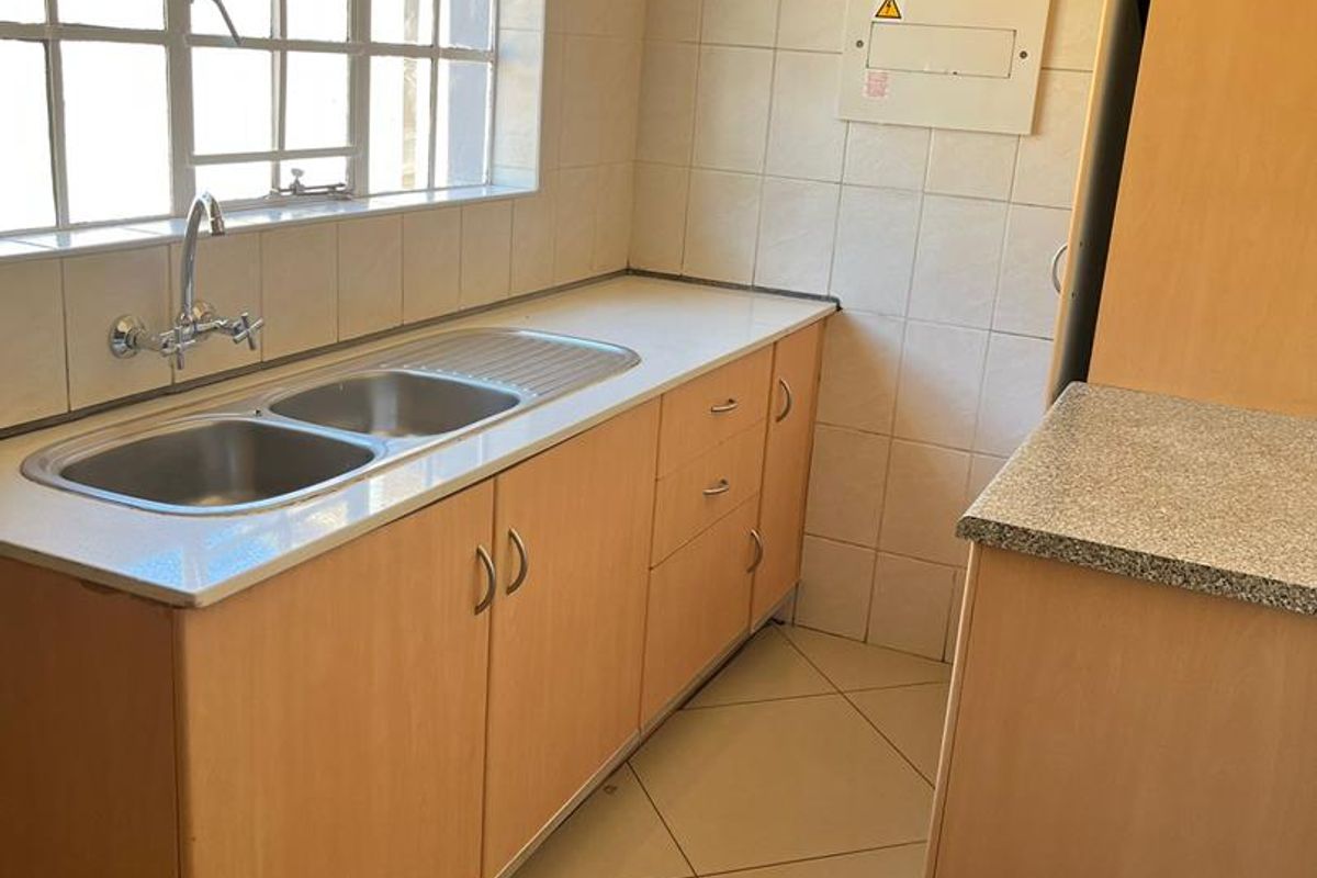 A property next to the Magalies Mountain - Photo 4