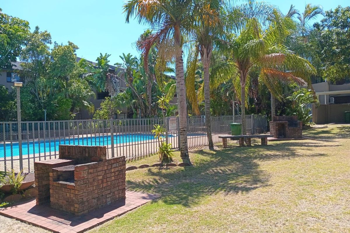 Comfortable 3-Bedroom Rental with Pool in Richards Bay Central. - Photo 2