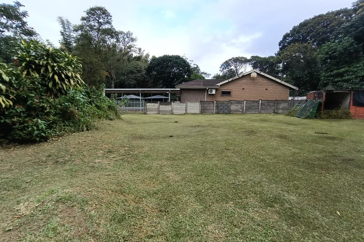 To Rent - Two Bedroom cottage |  01 June 2026 - Photo 4