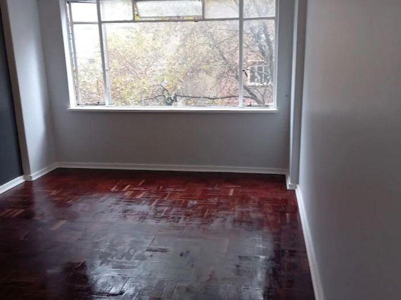 Explore Ideal Living: Security & Convenience Combined! - Photo 5