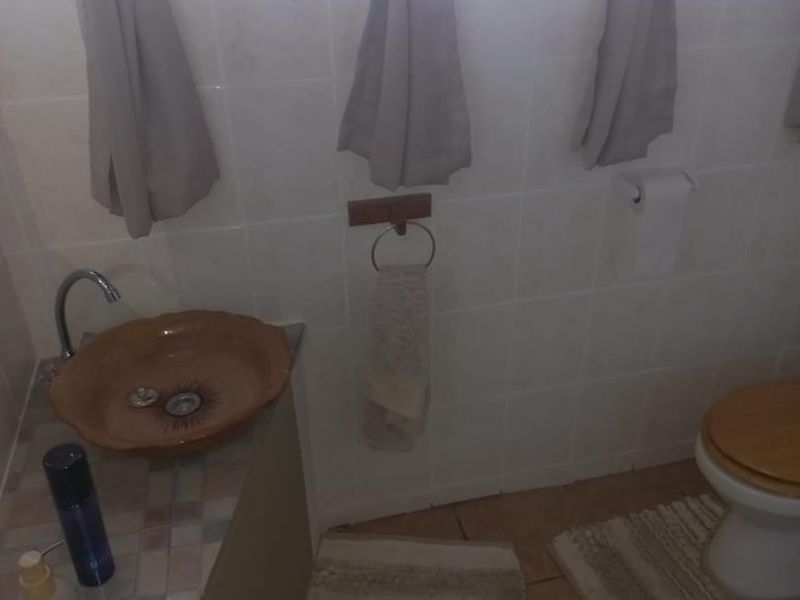 HOUSE WITH MULTIPLE OPPORTUNITIES FOR SALE!! - Photo 10