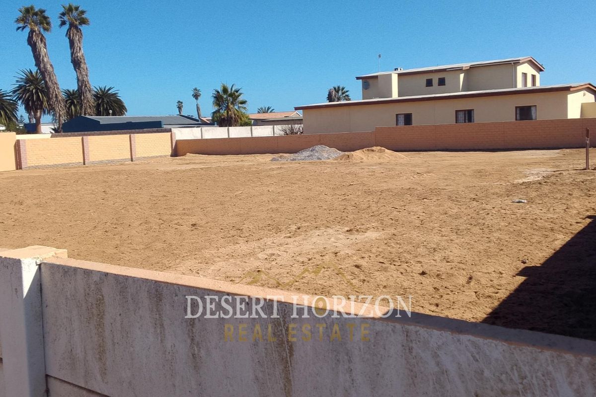 HENTIES BAY CENTRAL AREA | VACANT ERF FOR SALE - Photo 3