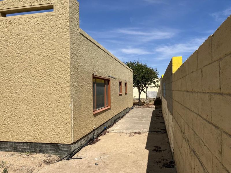 Project House in Kramersdorf: Perfect for Renovators or Developers - Photo 3