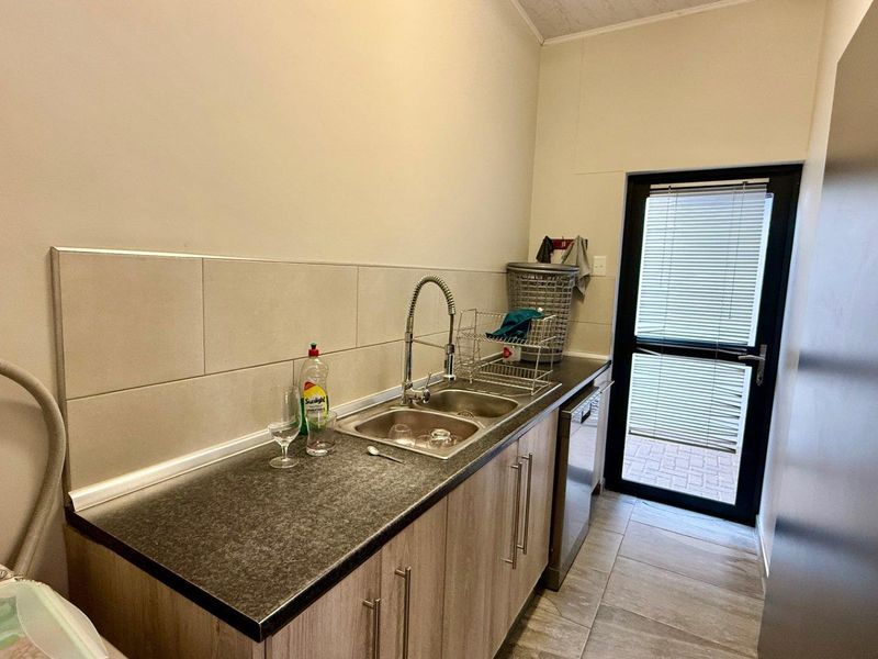 ELISENHEIM - NORTH VIEWS!!  NS 3 100 000 - Photo 4