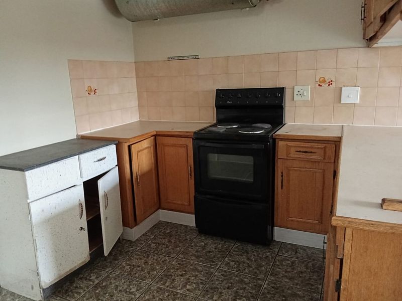 2 BEDROOM FLAT TO RENT IN PRETORIA CENTRAL - Photo 6
