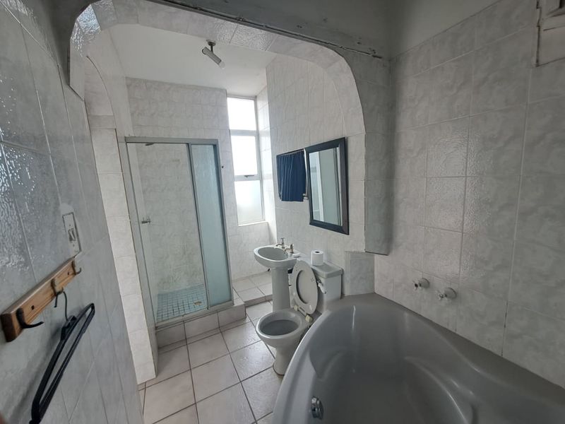One Bedroom Apartment To Let In North Beach - Photo 10