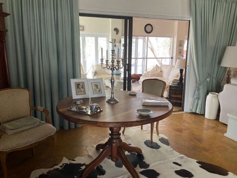 Tranquil Living In The Bushveld - Photo 8