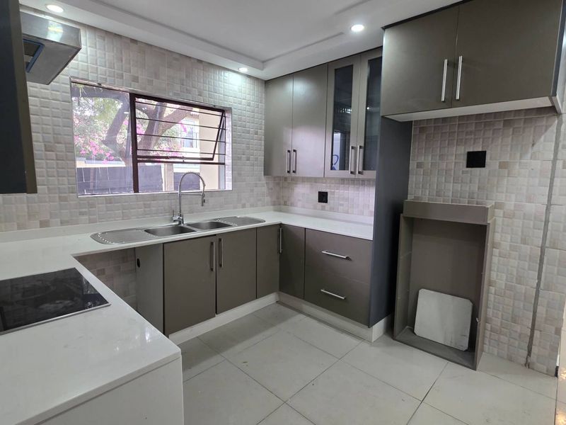 Renovated to Impress, Designed to Inspire - Photo 3