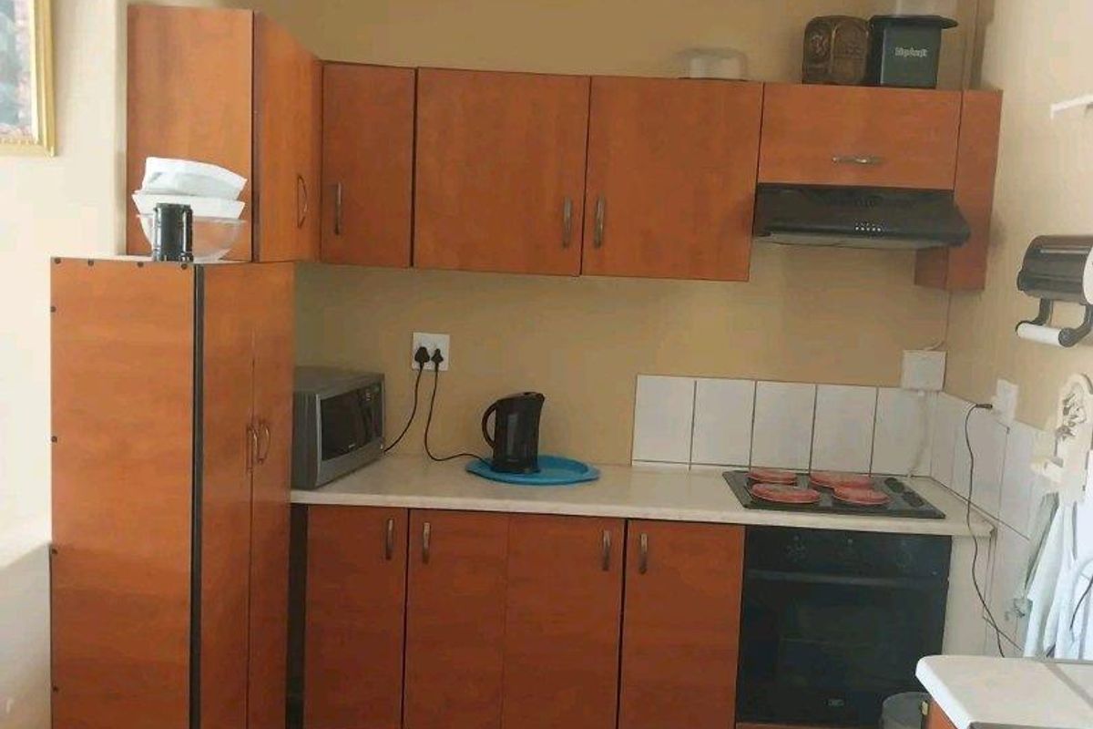 ✨ FOR SALE | Ondangwa Extension 4 ✨ Space, location & opportunity in one property! - Photo 4