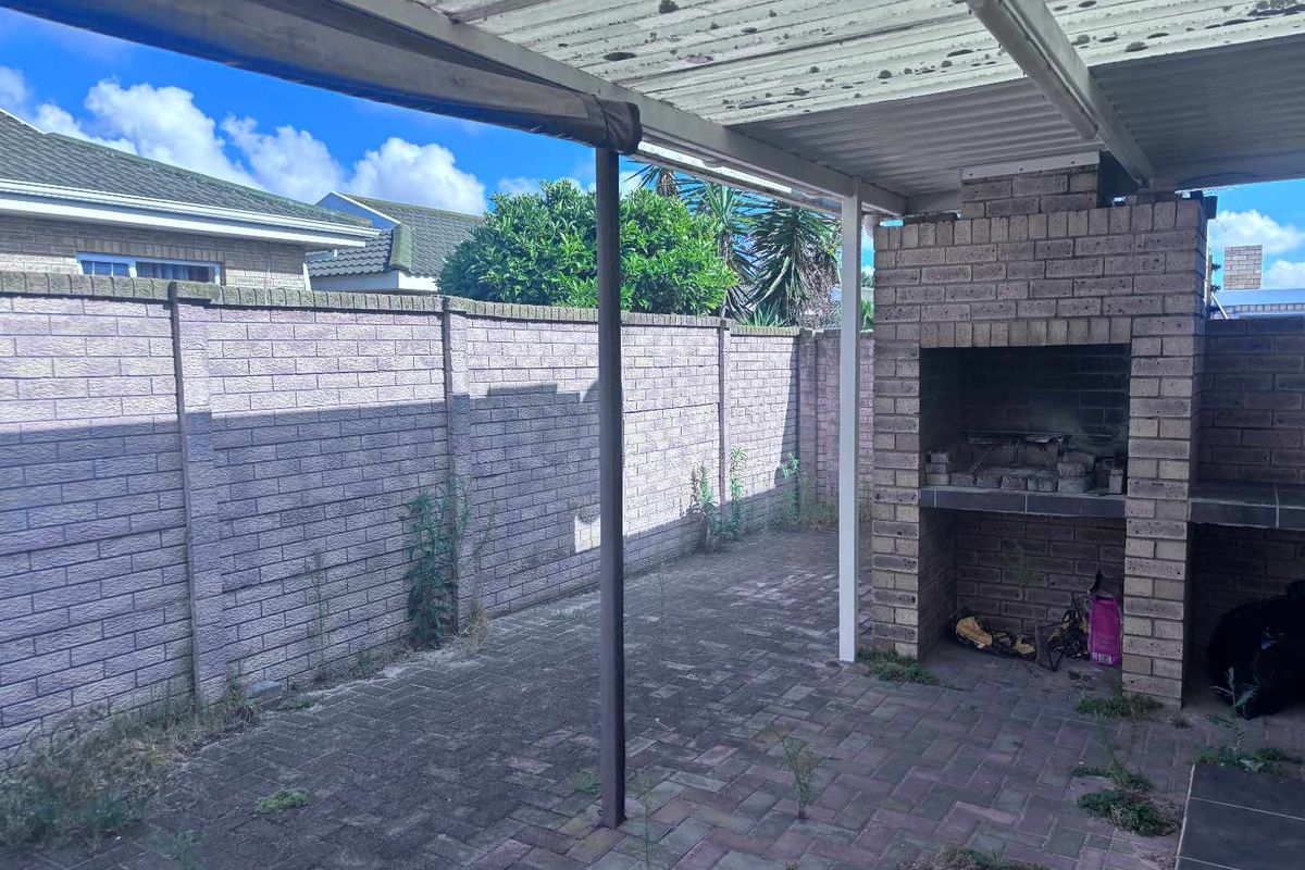 Jomar Place Townhouse - Photo 4