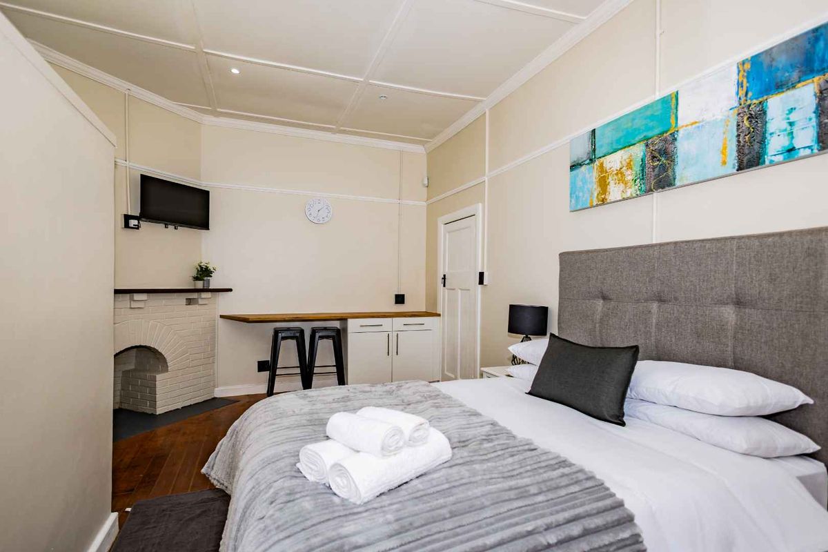 Urban Oaks Guest House - Photo 4