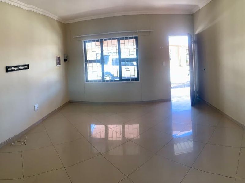 2 Bedroom Apartment for Sale – Operi Court, Okahandja - Photo 6