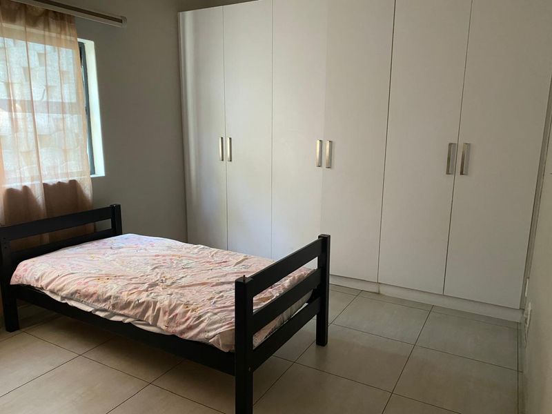 House with Flat for Rental in Palm Lakes Estate - Photo 3