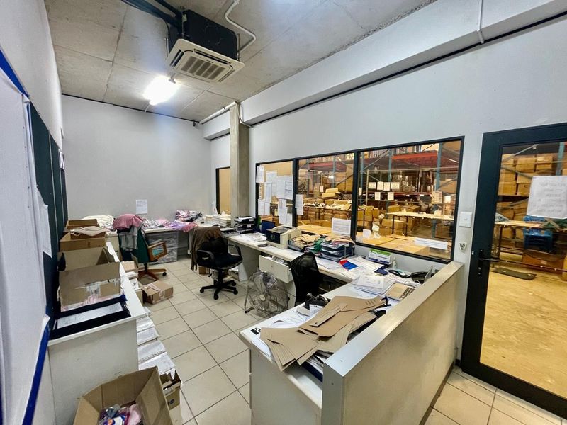 Hendra - Prime 1,303m2 Commercial Property For Sale – Umhlanga Ridge - Photo 9