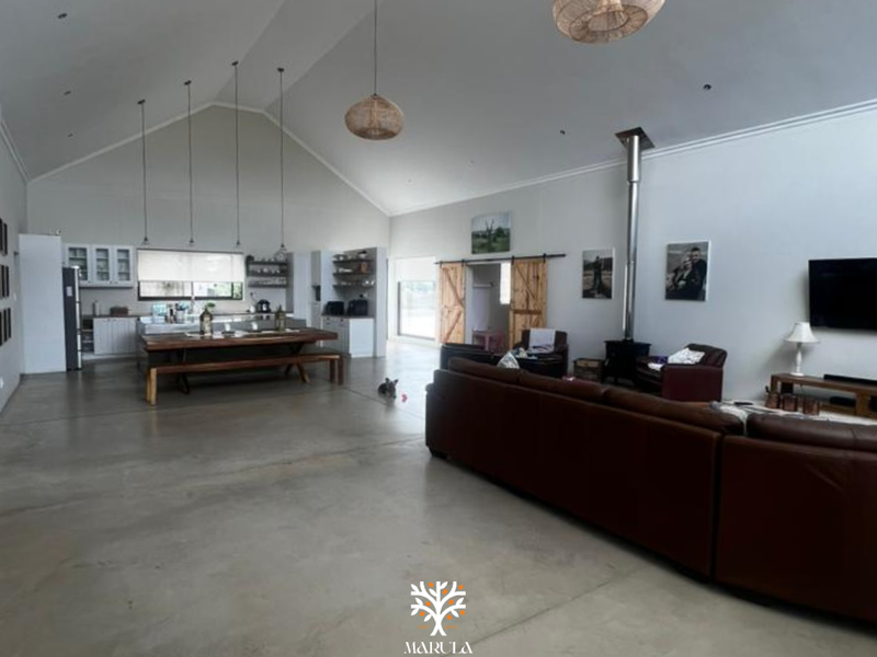 Family Home For Sale | Omeya Golf Estate | N$6 200 000 - Photo 3