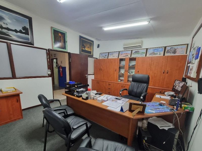 Established Auto Body Repair Business for Sale – Fully Equipped and Operational - Photo 2