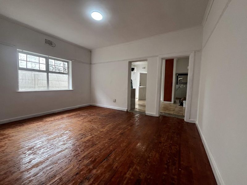 Two Bedroom Family Home To Rent - Photo 3