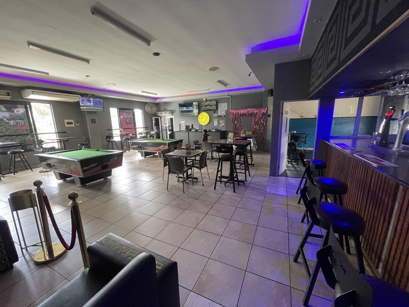 Hendra - Bar / Tote / Restaurant Opportunity To Let – Red Hill Shopping Centre - Photo 6