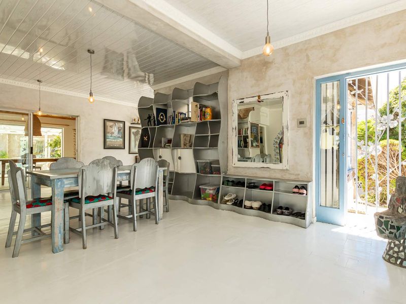 Charming Family Home with Spacious Design and Farmhouse Charm - Photo 7