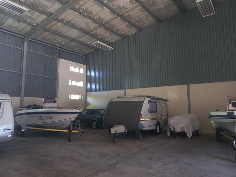 Warehouse in secure Business Park - Available immediately! - Photo 10