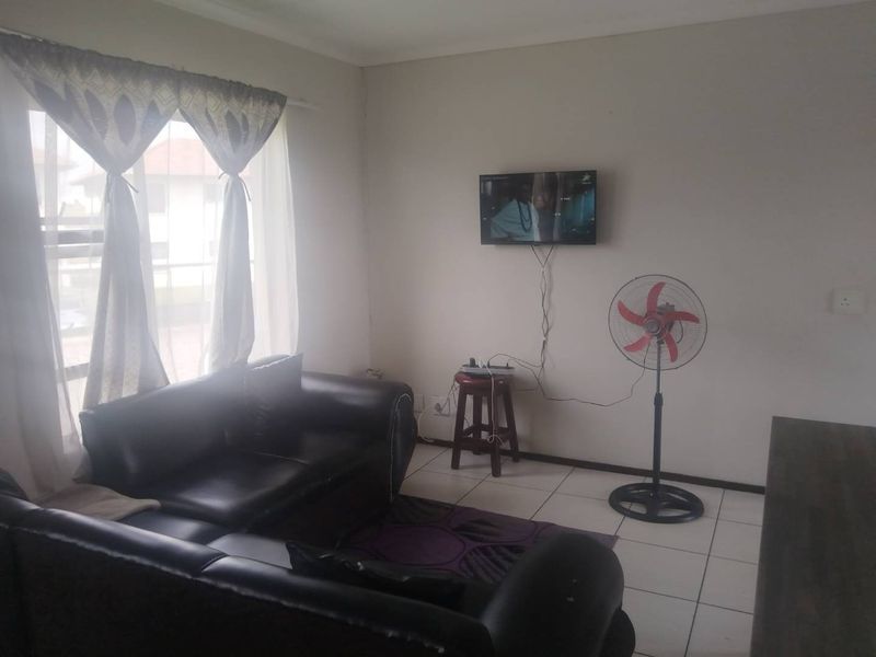 Apartment For Sale in Parkrand, Boksburg - Photo 5