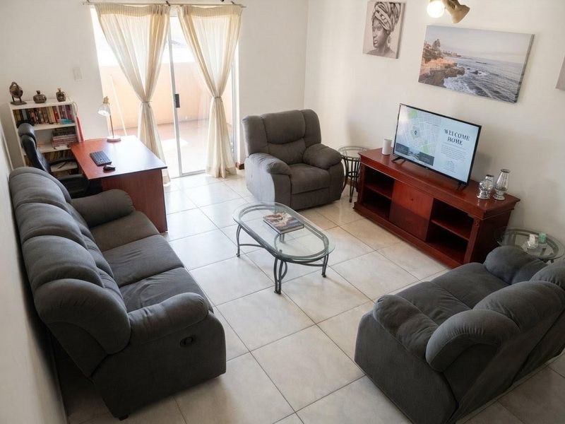 2 Bedroom Townhouse for Sale in Dorandia - Photo 2