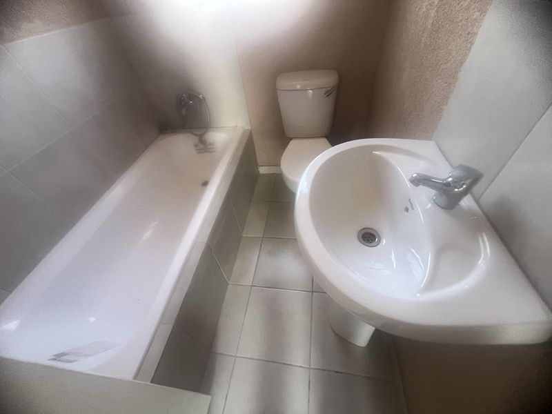 Brand new property - Photo 8