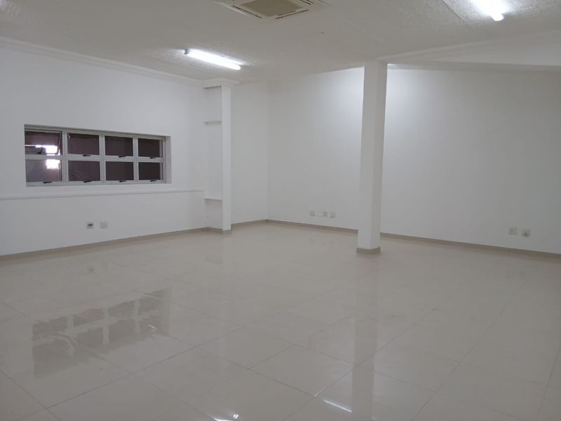 OFFICE / SHOP TO LET - SOUTHERN INDUSTRIAL - Photo 3