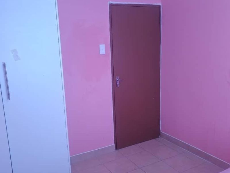 Two bedrooms house for sale in Arandis Extension 5,  Selling Price N$670000 (cost excluded), erf size 307 sqm - Photo 7