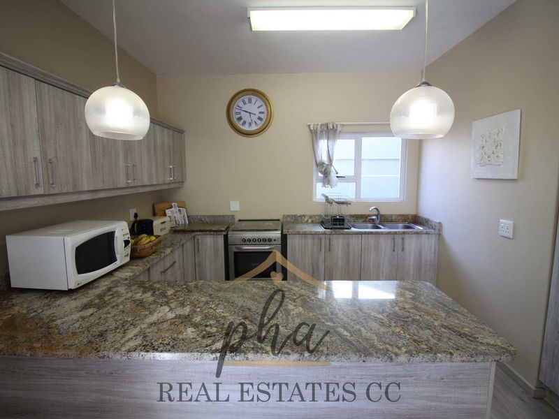 3 Bedroom with 4 bachelor Flats for Sale - Long Beach (Ext 1) - Photo 4