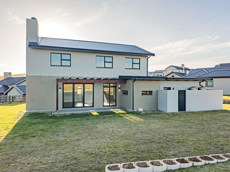Brand new family home in Hartland Lifestyle Estate - Photo 5