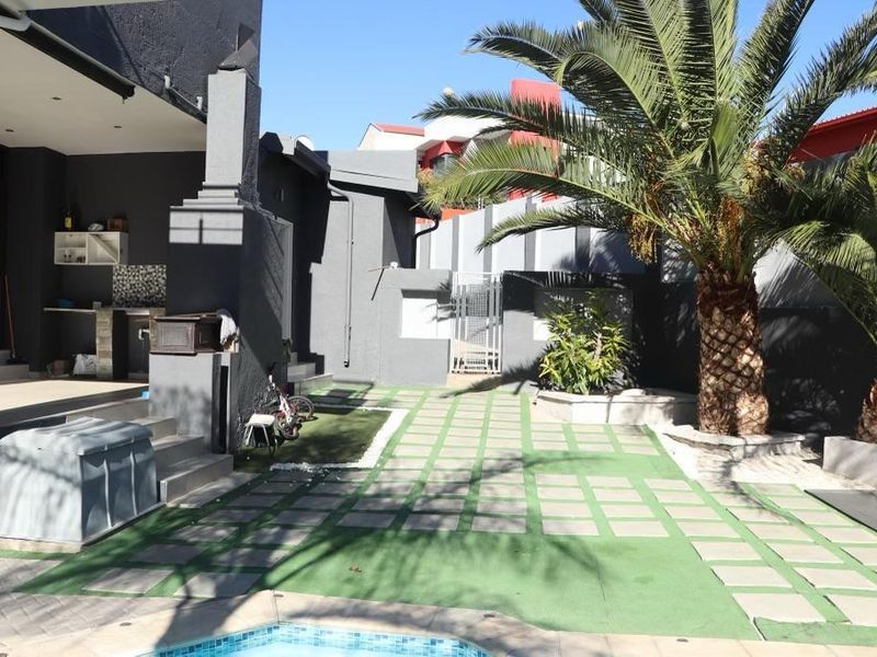 Beautiful House For Sale Auasblick - Photo 6