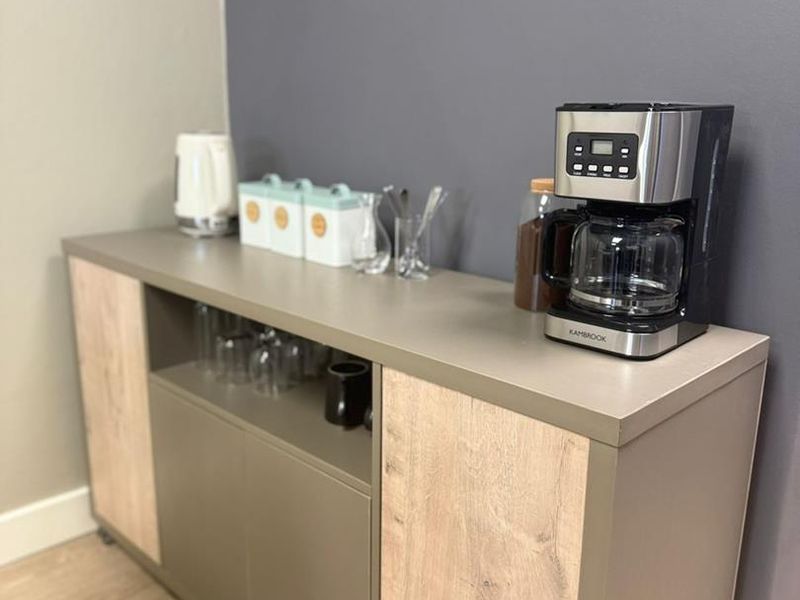 Fully functional and furnished office space to let Maerua Mall - Photo 6