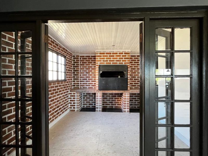 Luxury Living | Corporate Housing | Guesthouse Potential - Photo 9