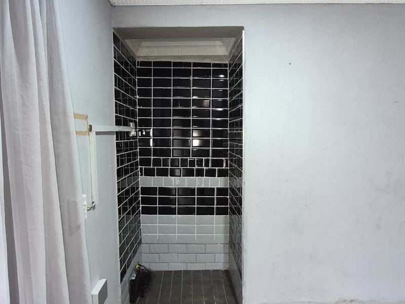 BACHELOR COTTAGE FLAT TO RENT IN BIRCHACRES - Photo 9