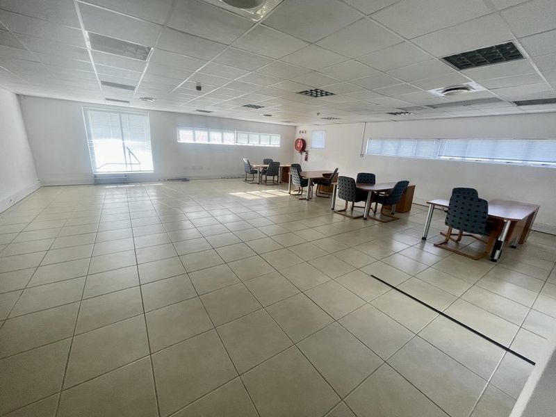 Hendra - 375 sqm Prime Office Space for Immediate Rental | Riverhorse Valley - Photo 2