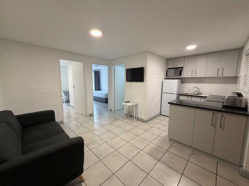 Furnished Two-Bedroom Unit to Rent Close to Stellenbosch University - Photo 1
