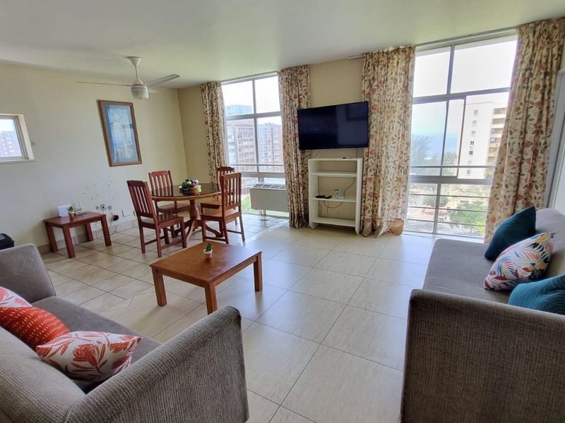 The Oceanic fully fitted and furnished sea facing apartment! - Photo 2