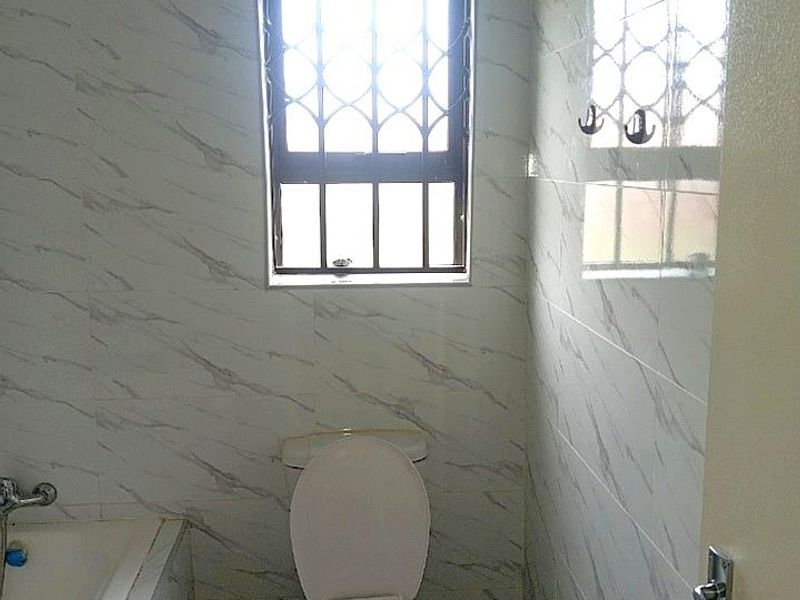 24/7 Monitored Security with Biometric Access | Executive 3-Bedroom Residence in Dawn City, Dawn Park Step into secure contemporary living - Photo 8