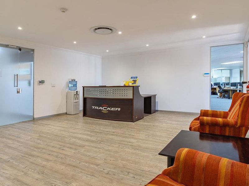 Premium, Future-Ready Office Space Designed to Elevate Your Business in Century City - Photo 3